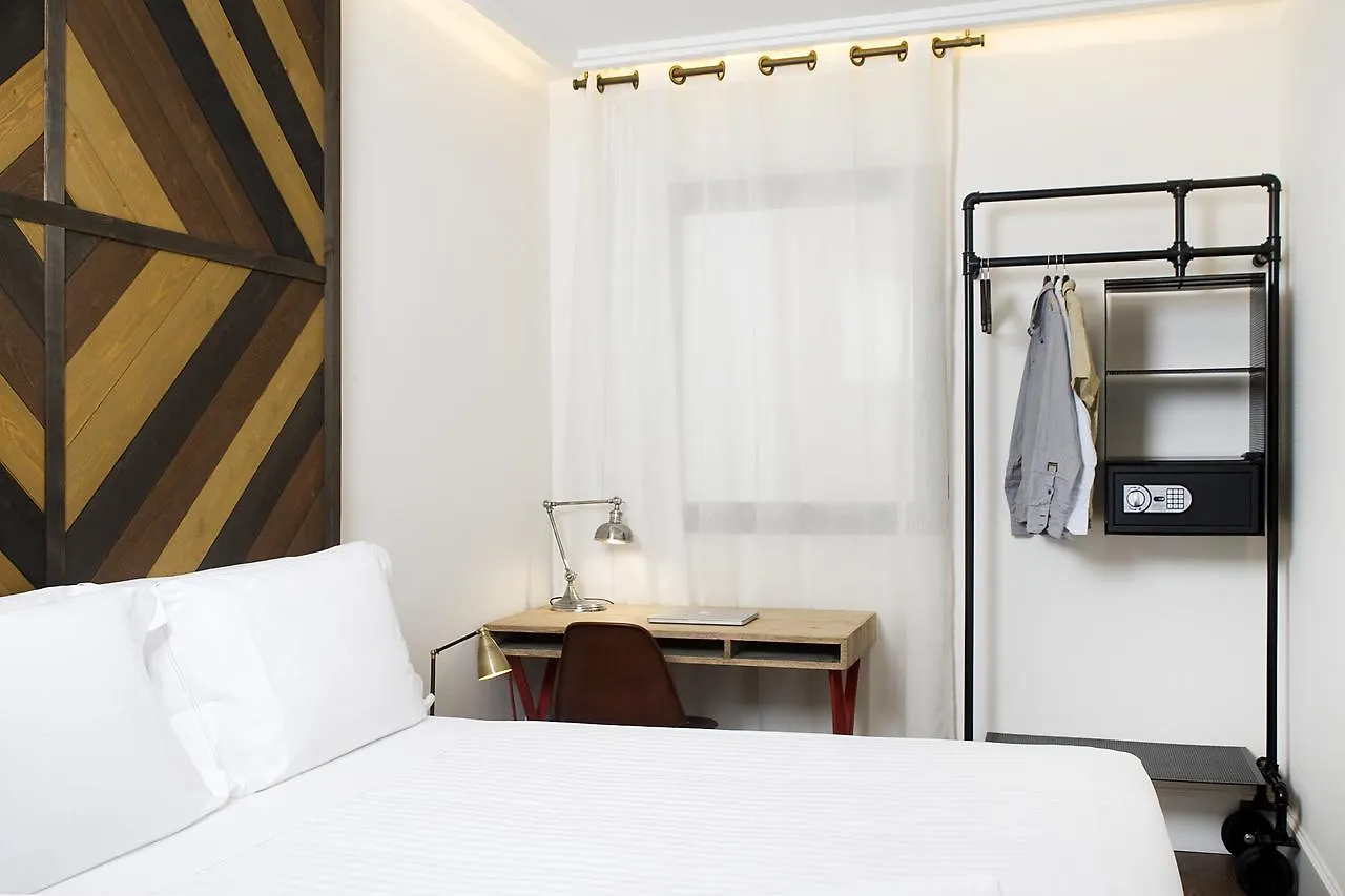 Hotel Praktik Vinoteca Barcelona Spanien
