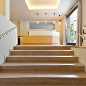 Πανσιόν Ola Living Diagonal
